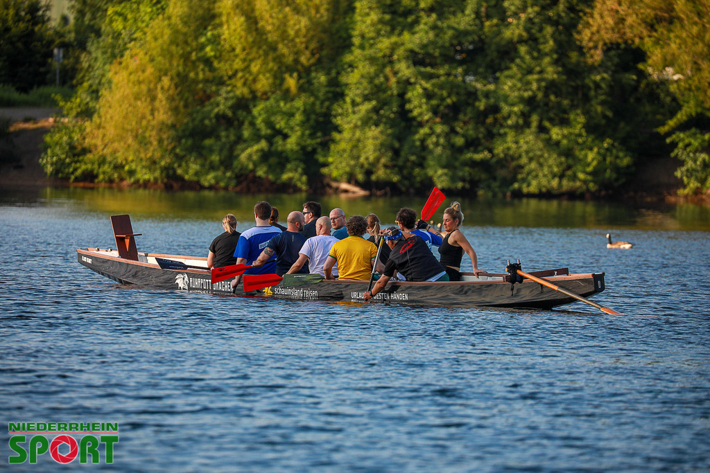 Drachenboot-Training_Wedau110625_017 | Bildergalerie von Sport-Ereignissen aber auch von weiteren spannenden Dingen - nicht nur vom Niederrhein. In Anlehnung an den bekannten Spruch von Hanns Dieter Hüsch heißt das Motto: "Niederrhein ist überall".  - Realisiert mit Pictrs.com