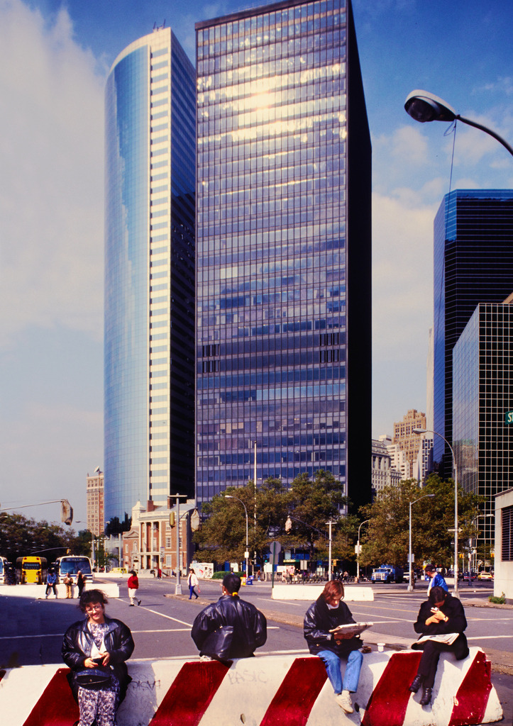 05USA_NYC_Okt1992_8069 | Beegebilder online. 
BIldarchiv von Beege Fotodesign mit ausgewählten Werken, die sich besonders gut für die Dekoration Ihrer Räume oder Wände eignen. 