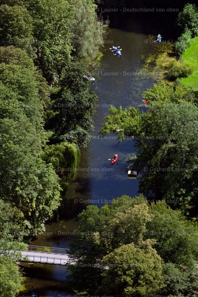 4036452 | Tretboot und Paddelboot auf der Oker