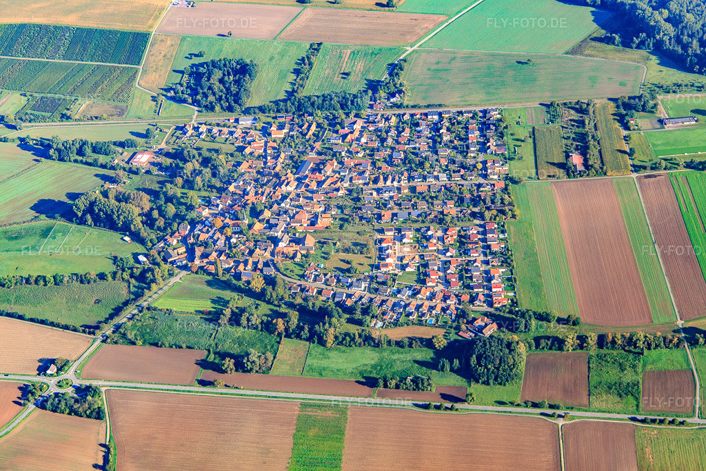 Luftbild: Ortsansicht von Süden in Barbelroth im Bundesland Rheinland-Pfalz in Deutschland. Foto: IMG_143485.jpg vom 29.09.2024 durch Werner Riehm/FLY-FOTO.de