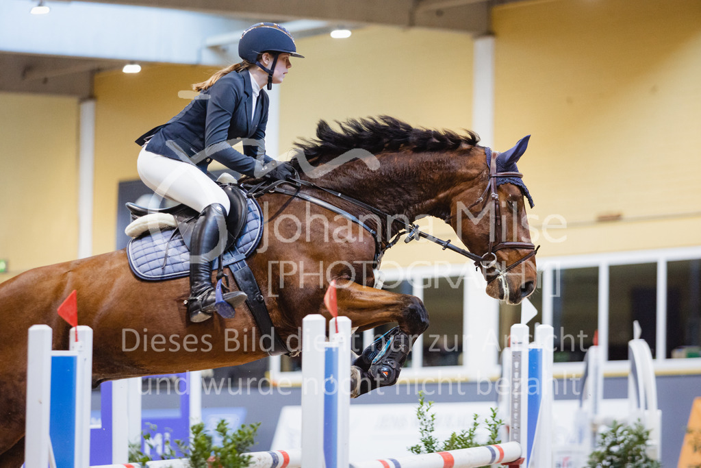 221112_Warstein_L-Spr-199 | Deine schönsten Turniermomente als professionelle Fotos! Entdecke hochwertige Pferdesport-Fotografie im Online-Shop. Jetzt Fotos finden & bestellen!