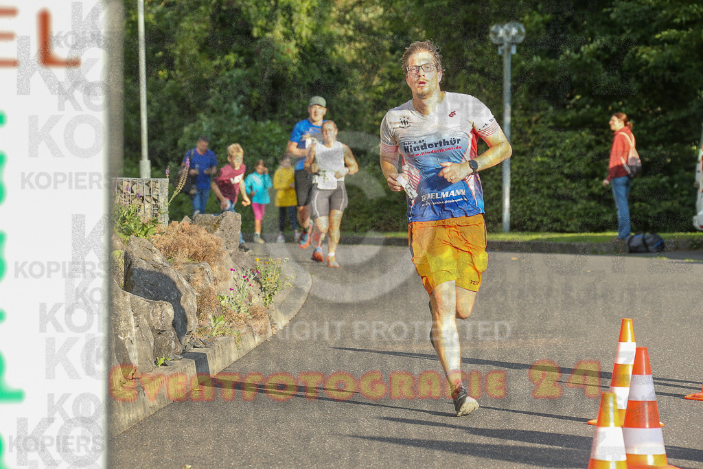 250801_1910_EX1_7235 | Sportfotografie im Rhein-Sieg Kreis, Köln, Bonn, NRW, Rheinland Pfalz, Hessen, etc. Unser Tätigkeitsfeld umfasst den Laufsport vom Volkslauf über den Marathon, Duathlon, Triathon bis zum Ultralauf wie Kölnpfad Ultra oder Schindertrail.