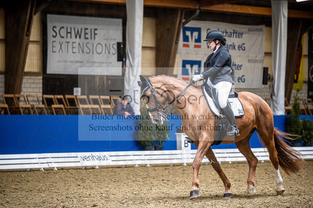 DOS_3788 | Entdecke hochwertige Reitturnierfotos von Foto Oger. Professionell, emotional und authentisch – jetzt Lieblingsmomente im Shop bestellen.Deutschlandweite Turnierfotografie. - Realisiert mit Pictrs.com