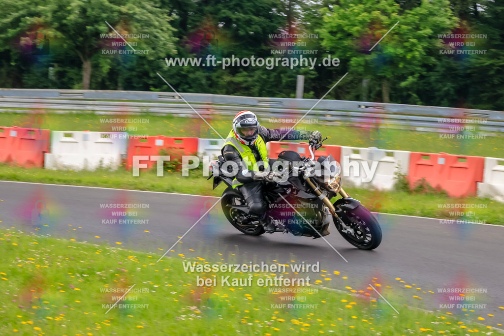 VBK-6928 | Hier findet Ihr Bilder von Touristenfahrten auf der Nürburgring Nordschleife oder von anderen Veranstaltungen die ich besucht habe. Viel Spass beim Durch Schauen 