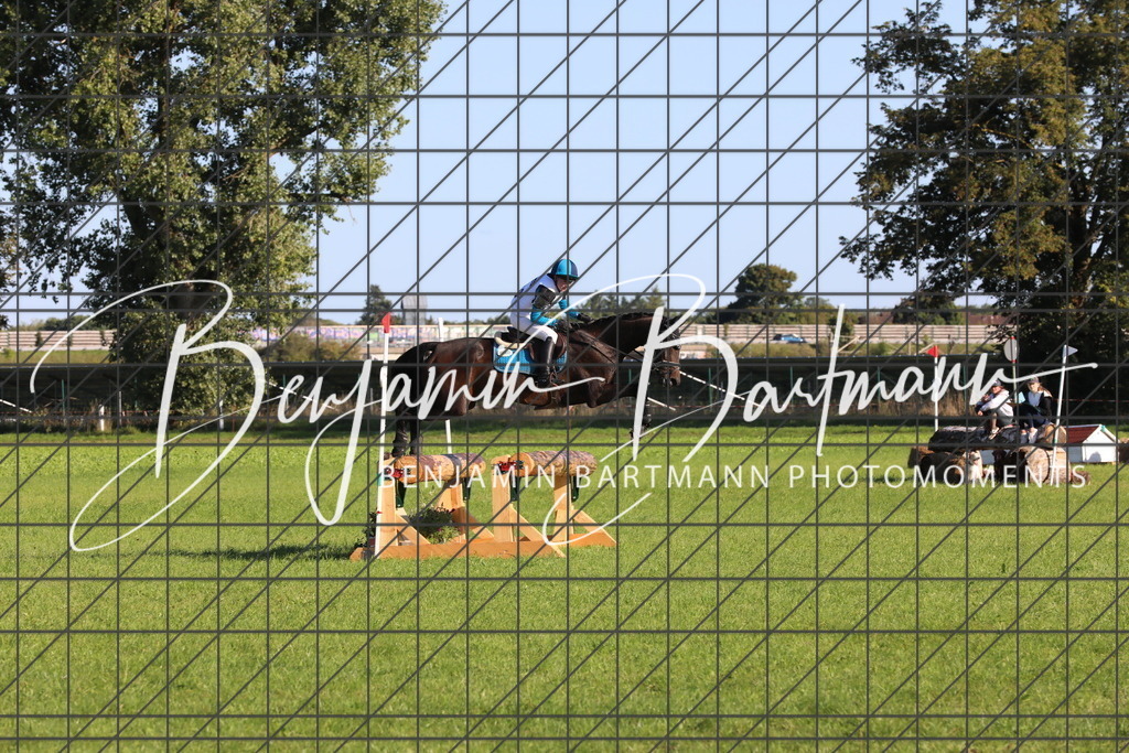 AZ2A1396 | Benjamin Bartmann Photomoments