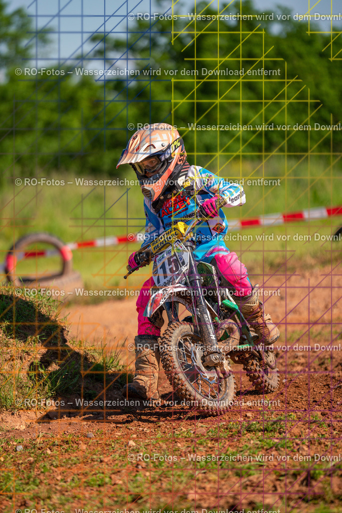 Wolfshausen 1 Lauf -398 | Sportfotografie von RO-Fotos: Motorsport, Motocross, Enduro, Laufveranstaltungen und Triathlon. Professionelle Fotos von Sportlern und Events. - Realisiert mit Pictrs.com