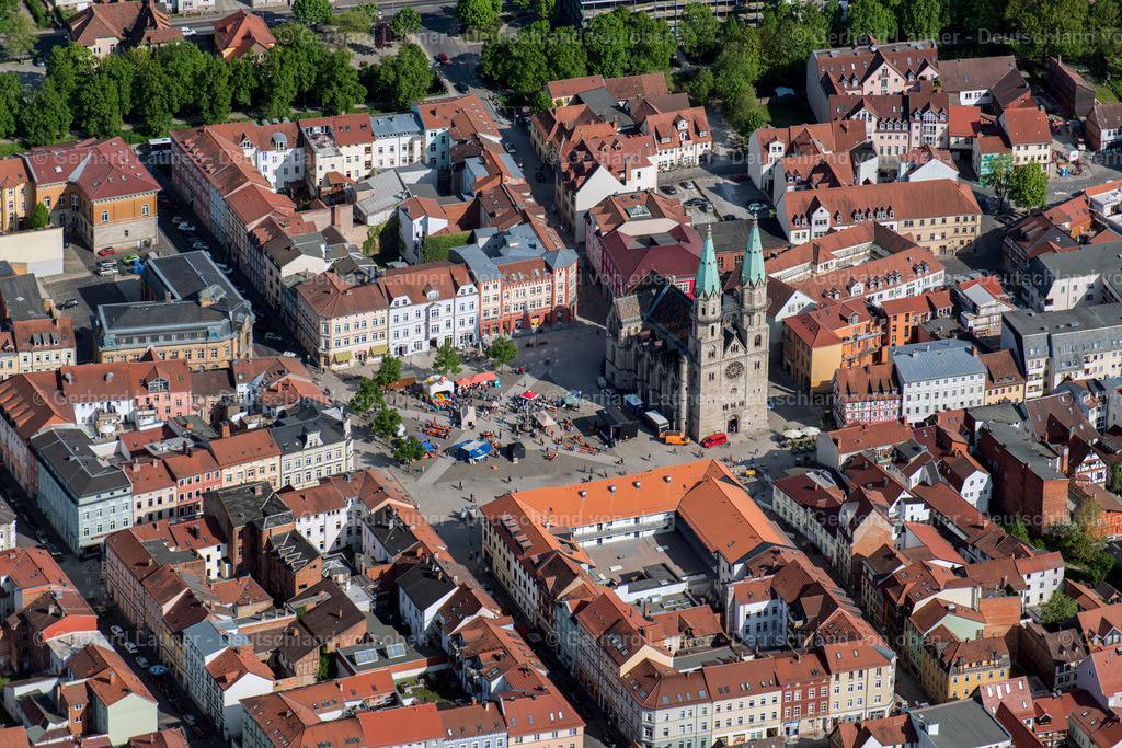9300450 | Marktplatz und Stadtkirche,  Meiningen