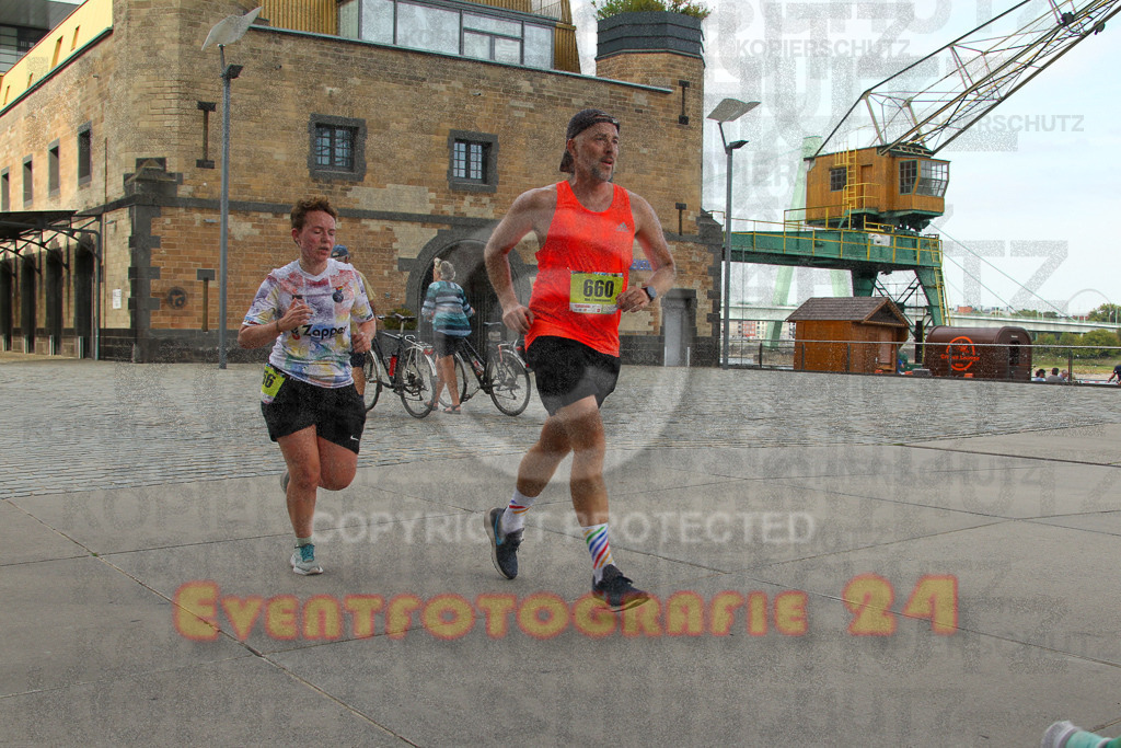 250920_1520_EV4_8473 | Sportfotografie im Rhein-Sieg Kreis, Köln, Bonn, NRW, Rheinland Pfalz, Hessen, etc. Unser Tätigkeitsfeld umfasst den Laufsport vom Volkslauf über den Marathon, Duathlon, Triathon bis zum Ultralauf wie Kölnpfad Ultra oder Schindertrail.