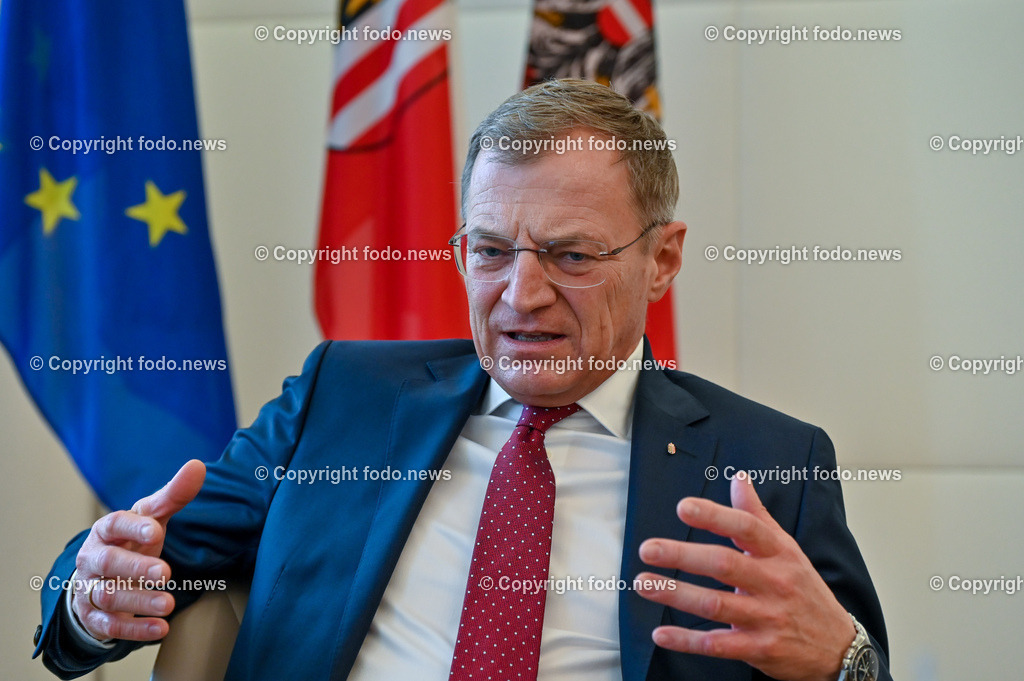 LH Thomas Stelzer (VP)_ 29.12.2022-9 | 29.12.2022, Landhaus Linz, AUT, LH Thomas Stelzer (VP), im Bild LH Thomas Stelzer (VP, Landeshauptmann Oberoesterreich)