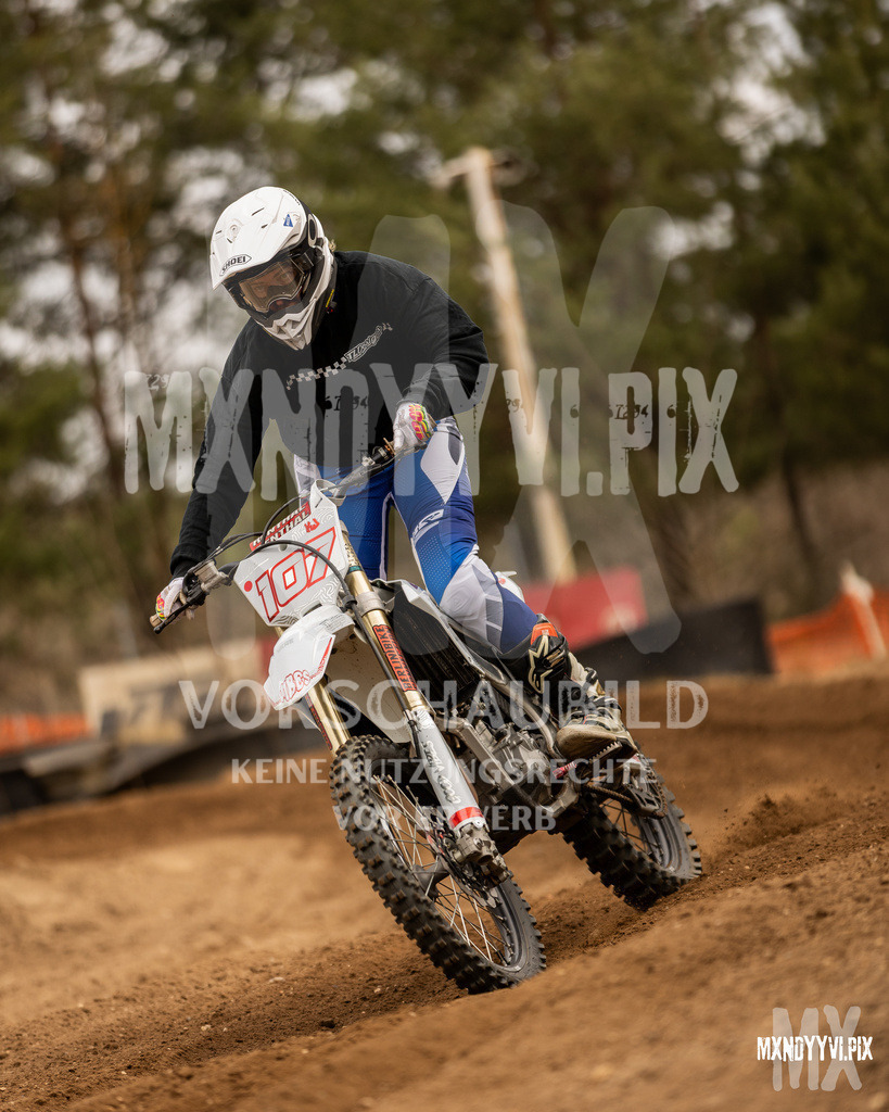 866A1352 | mxndyyvipix