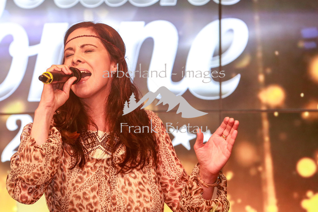 30042016-fb-1779 | die TV Zeitung RTV vergibt in Bodenmais den Preis "Goldene Sonne"