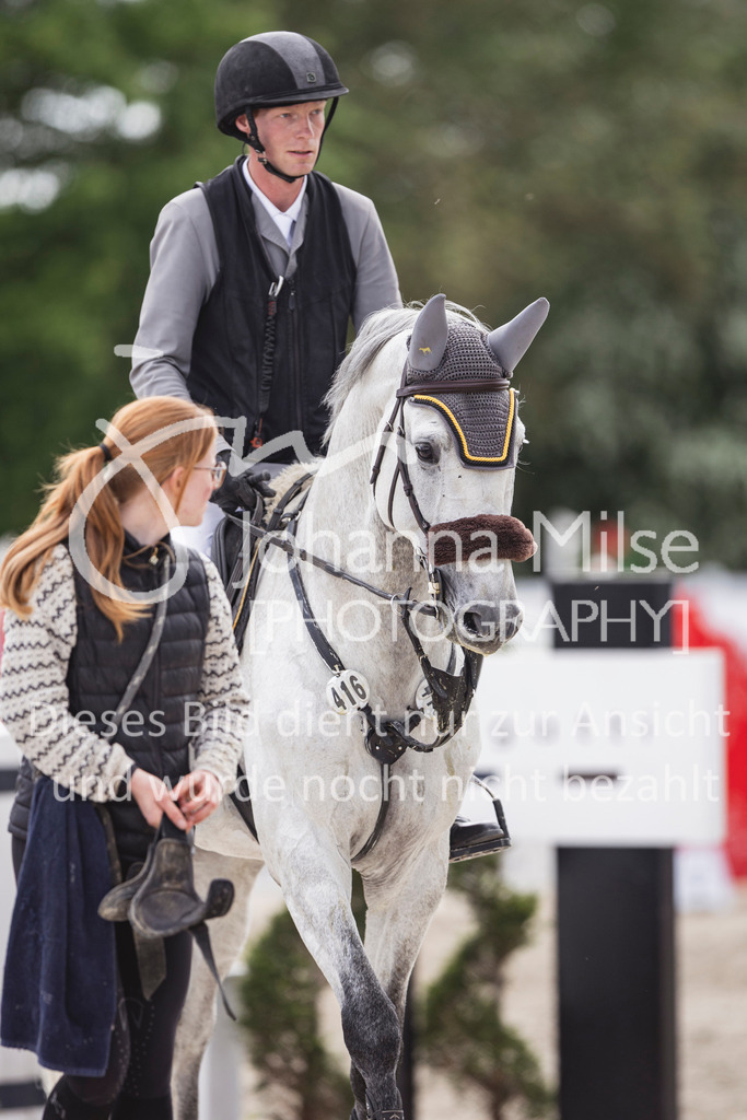 260509_PfSpTa_13_M2-Spr-358 | Deine schönsten Turniermomente als professionelle Fotos! Entdecke hochwertige Pferdesport-Fotografie im Online-Shop. Jetzt Fotos finden & bestellen!