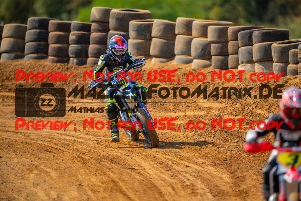 MaZZes-Fotomatrix-20260815-605160 | ROOKIES