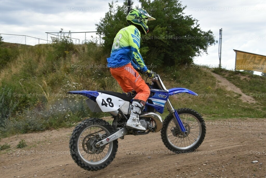 DSC_0482 (2) | Sportfotografie , Motorsport, Motoross, Reitsport, Mointainbike, Enduro,
Landschaft , Outdoor, Eventfotografie, Landschaft, Bilder online bestellen - Realisiert mit Pictrs.com