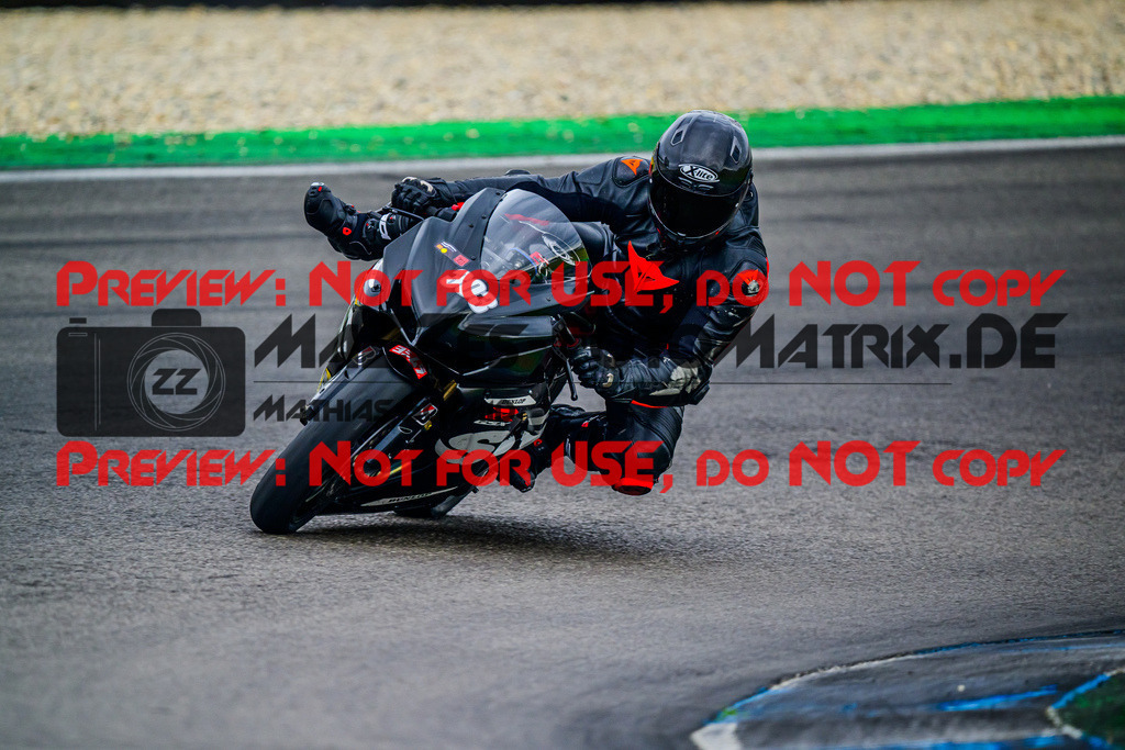 MaZZes_FotoMatrix_240614_6007705_4614 | ROT