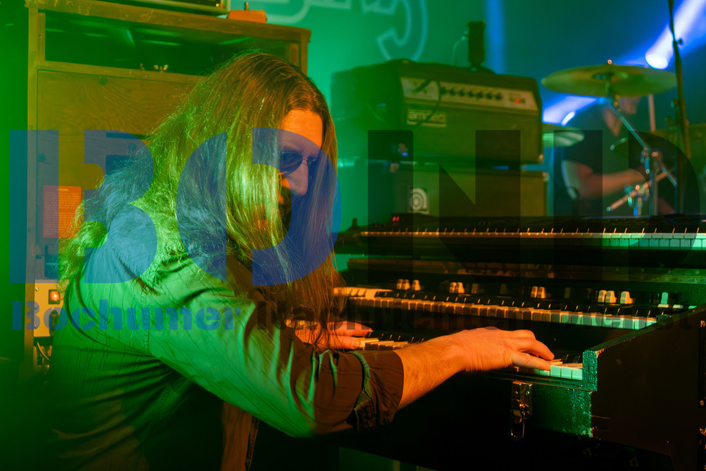 SES_NURPUR20250102-51 | bond - Realisiert mit Pictrs.com