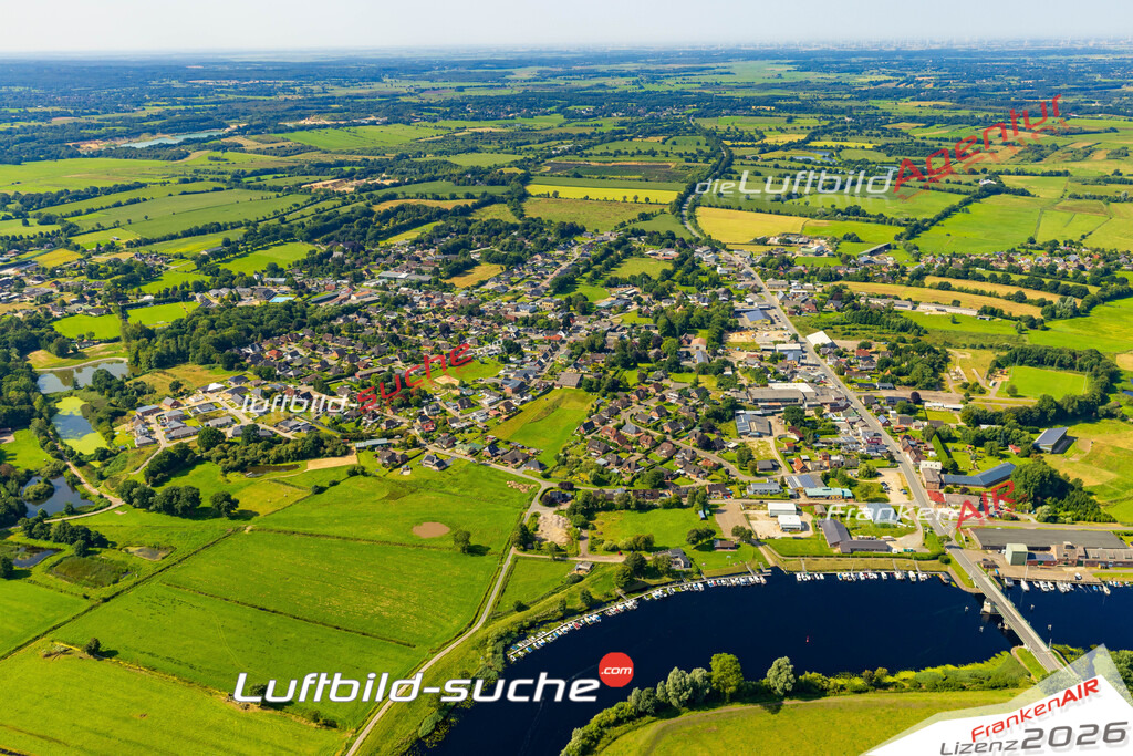 Luftaufnahme Pahlhude Pahlen - Die Luftaufnahme wurde 2025 vom UL-Flugzeug heraus erstellt ( ohne Drohne ) - Hochauflösende Luftaufnahme - für professionelle Ausdrucke geeignet. Die Geschenkidee !Mit Lizenz und Bildrechte bestellbar