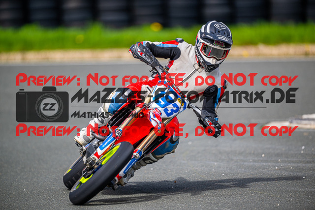 MaZZes_FotoMatrix_230507_6355 | S3