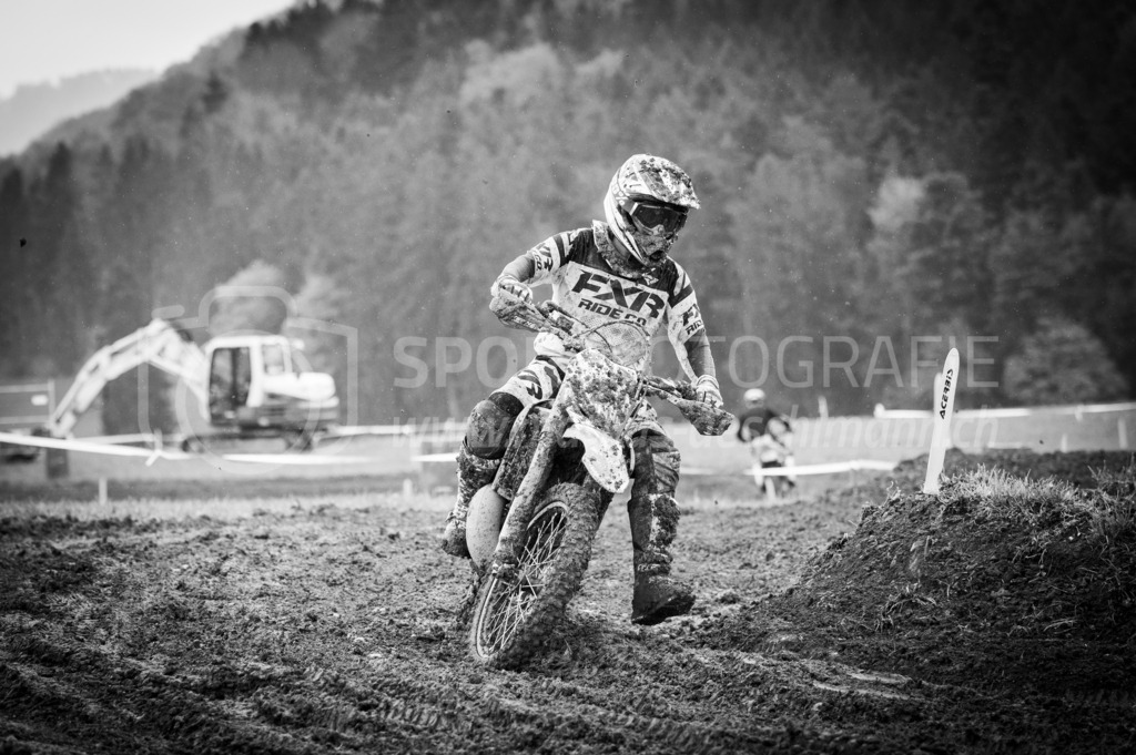 Motocross Schlatt bei Winterthur - 30. April 2022 | Motocross Schlatt bei Winterthur
MC Wila, Schlatt bei Winterthur
Bild: Sportfotografie Markus Aeschimann | www.markus-aeschimann.ch - Realisiert mit Pictrs.com