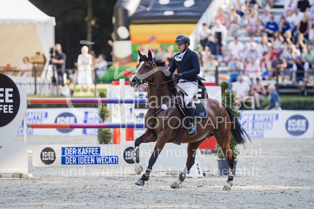 230909_OWLCh_Championat-503 | Deine schönsten Turniermomente als professionelle Fotos! Entdecke hochwertige Pferdesport-Fotografie im Online-Shop. Jetzt Fotos finden & bestellen!