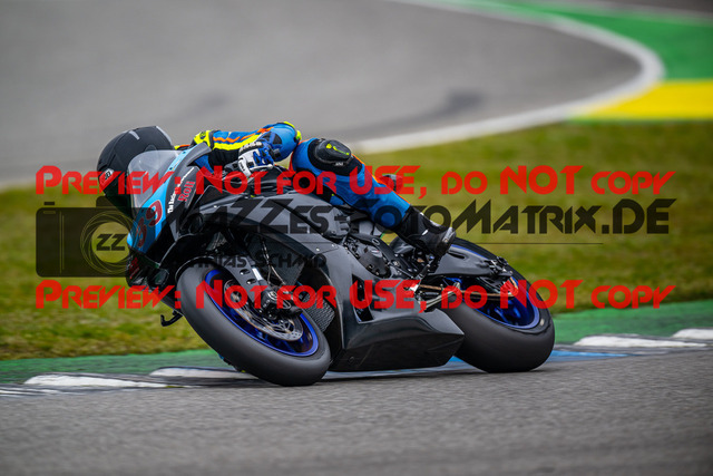 MaZZes_Fotomatrix_20240317_6007705_4040 | Fotograf Mathias Schmid
Sportfotograf,
Eventfotograf,
Hochzeitsfotograf,
Portraitfotograf