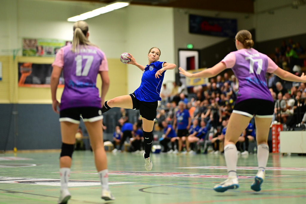 Handball I Frauen I Saison 2025-2026 I Testspiel I HL Buchholz 08-Rosengarten - Buxtehuder SV | Der Sportfotograf. - Realisiert mit Pictrs.com
