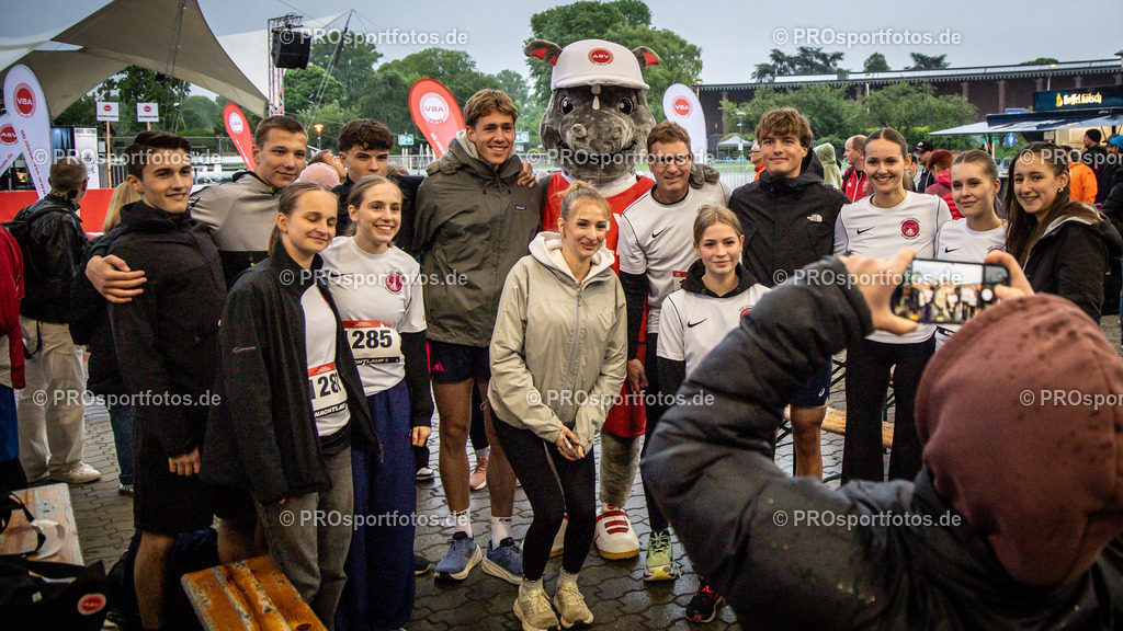 23. ASV Nachtlauf; Koeln, 13.05.26 | Impressionen vom 23. ASV Nachtlauf am 13.05.26 am Tanzbrunnen in Koeln. Foto: BEAUTIFUL SPORTS/Axel Kohring