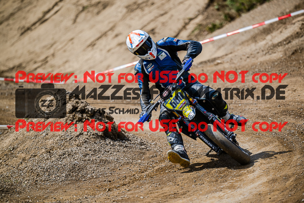 MaZZes_FotoMatrix_220904_8793 | S1