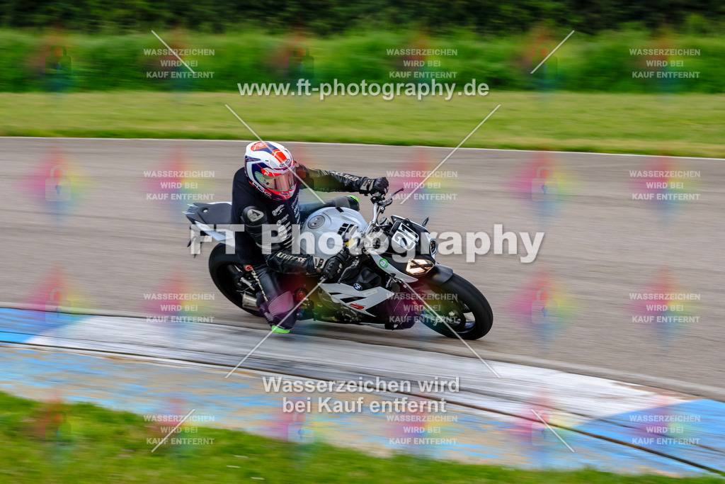 MotoTeam-9478 | Hier findet Ihr Bilder von Touristenfahrten auf der Nürburgring Nordschleife oder von anderen Veranstaltungen die ich besucht habe. Viel Spass beim Durch Schauen 