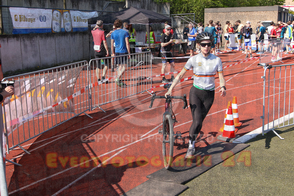 220424_1110_EV8_8939 | Sportfotografie im Rhein-Sieg Kreis, Köln, Bonn, NRW, Rheinland Pfalz, Hessen, etc. Unser Tätigkeitsfeld umfasst den Laufsport vom Volkslauf über den Marathon, Duathlon, Triathon bis zum Ultralauf wie Kölnpfad Ultra oder Schindertrail.