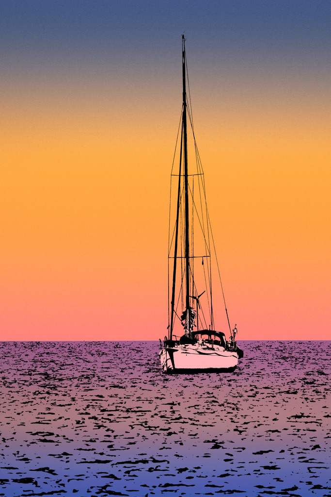 Photoart: Segeln im Abendrot | Dieses Wandbild im Hochformat zeigt ein Segelboote im Abendrot. Die dunklen Bereiche des Segelboots sowie der Wellen sind in schwarz dargestellt. Am abendlichen Himmel befindet sich ein schöner Farbverlauf aus warmen Farben mit leichter Körnung. Der Farbverlauf wird auch im Meer fortgesetzt. Auch die hellen Bereiche des Segelboots geben diese Farbstimmung wieder.   - Realisiert mit Pictrs.com