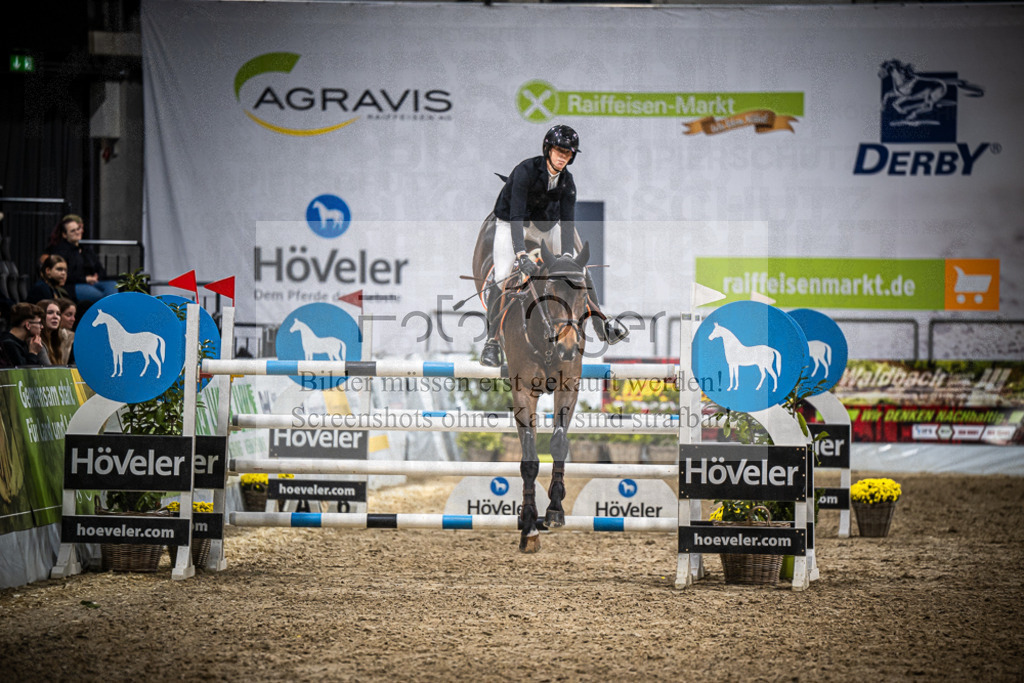 DOS_1675 | Entdecke hochwertige Reitturnierfotos von Foto Oger. Professionell, emotional und authentisch – jetzt Lieblingsmomente im Shop bestellen.Deutschlandweite Turnierfotografie. - Realisiert mit Pictrs.com