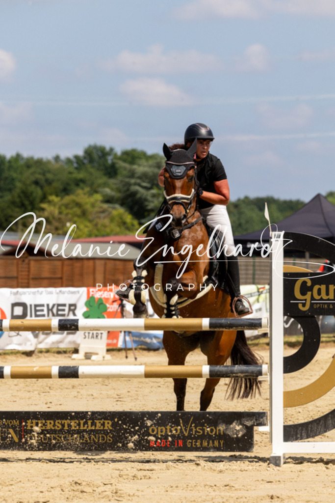 7I8A2574 | melanie-engelhardt-photography - Realisiert mit Pictrs.com
