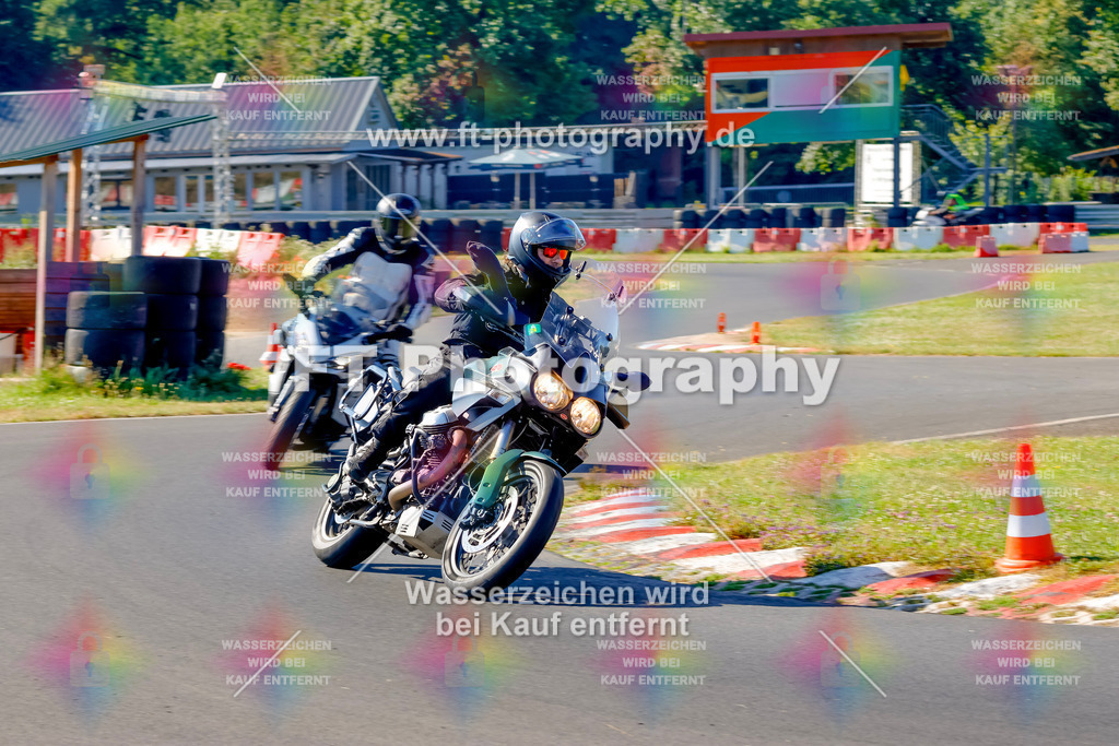 _MOT8772 | Hier findet Ihr Bilder von Touristenfahrten auf der Nürburgring Nordschleife oder von anderen Veranstaltungen die ich besucht habe. Viel Spass beim Durch Schauen 