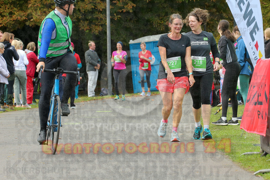 220925_1312_EX1_0208 | Sportfotografie im Rhein-Sieg Kreis, Köln, Bonn, NRW, Rheinland Pfalz, Hessen, etc. Unser Tätigkeitsfeld umfasst den Laufsport vom Volkslauf über den Marathon, Duathlon, Triathon bis zum Ultralauf wie Kölnpfad Ultra oder Schindertrail.