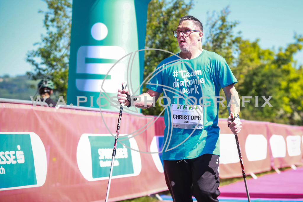 ..... | LINZ,AUSTRIA,27.April 25, Int. 3 Brückenlauf Linz  , Image shows: Photo: WAPICS / Manuel Binder