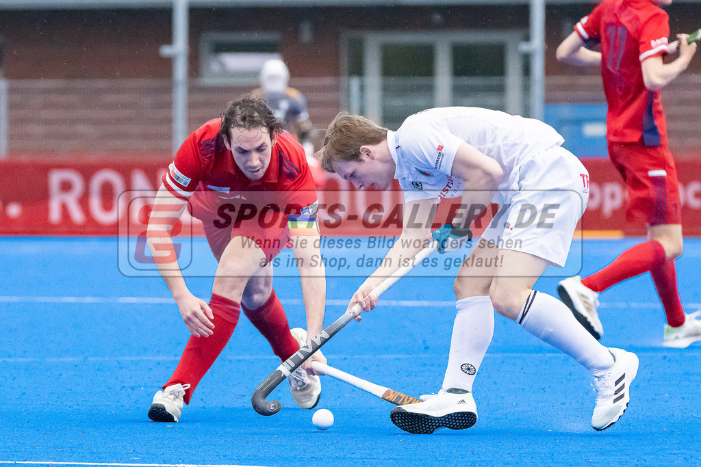 HK_20230422_107248 | 1. Bundesliga Herren Crefelder HTC - Düsseldorfer HC am 22.4.2023 Krefelder HTC ( CHTC ), Krefeld , Elias Friedrich ( Crefelder HTC #11 ) , Schütze Fabio ( Düsseldorfer HC #20 )