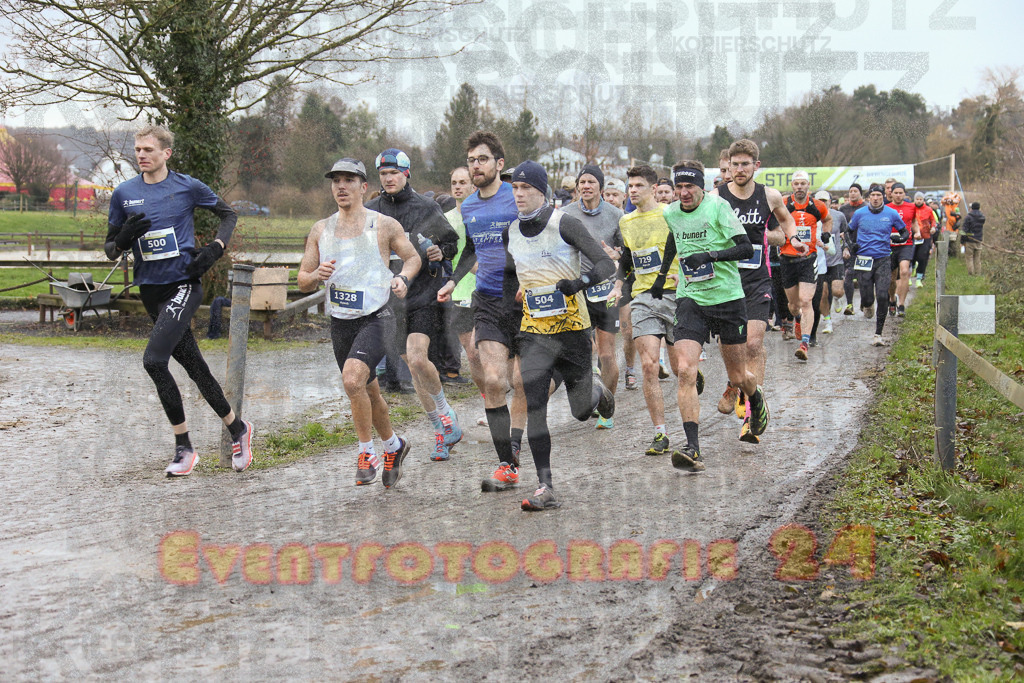 241208_0926_EX1_3650 | Sportfotografie im Rhein-Sieg Kreis, Köln, Bonn, NRW, Rheinland Pfalz, Hessen, etc. Unser Tätigkeitsfeld umfasst den Laufsport vom Volkslauf über den Marathon, Duathlon, Triathon bis zum Ultralauf wie Kölnpfad Ultra oder Schindertrail.