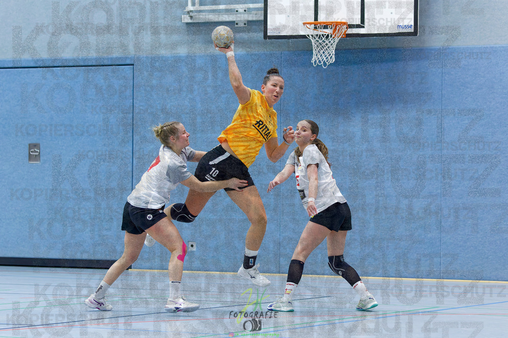 Frauen Oberliga Mitte (HHV); HSG Eibelshausen/Ewersbach - HSG Wettenberg II | Frauen Oberliga Mitte (HHV); HSG Eibelshausen/Ewersbach - HSG Wettenberg II am 13.12.2025 in Steinbrücken (Sporthalle am Hammerweiher)Photo © 2025 - Jörg Heinrich - Realisiert mit Pictrs.com
