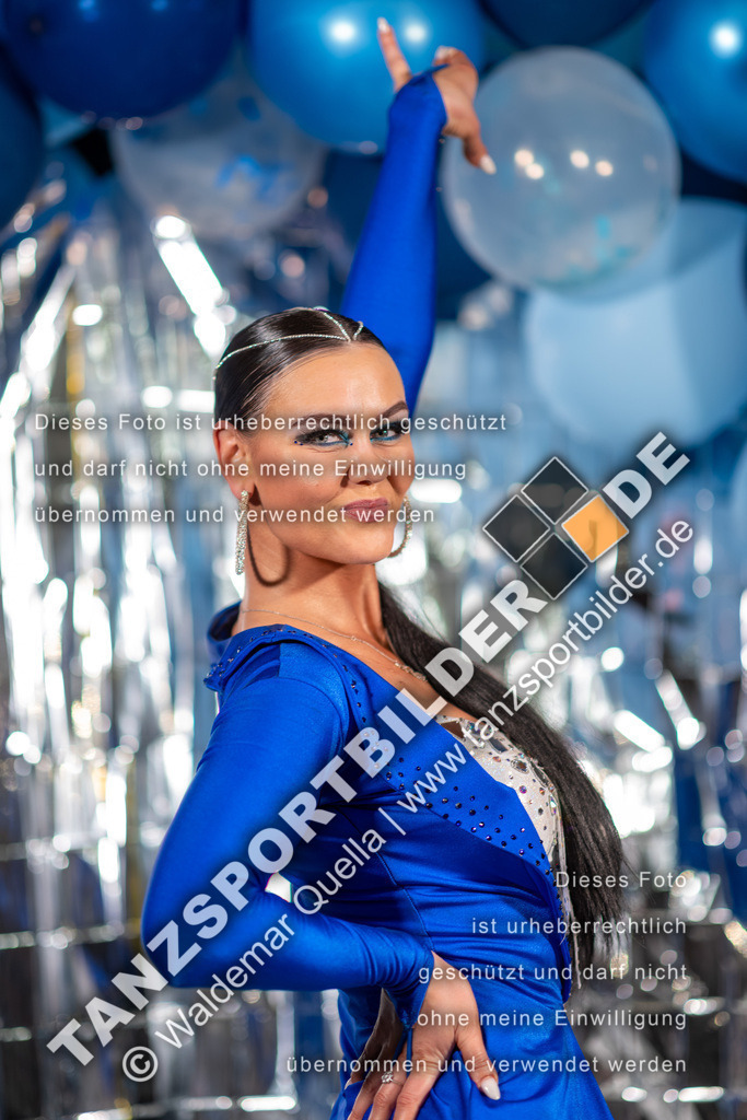 20260322-13582 | Hier finden Sie Tanz Bilder vom Latein und Standard Formationen tanzen. Sportbilder vom Tanzsport. Schöne Fotos und von Weltmeisterschaft, Europameisterschaft, Bundesliga, Regionalliga, Oberliga und Landesliga sowie von GOC Stuttgart, DanceComp, WM Bremen