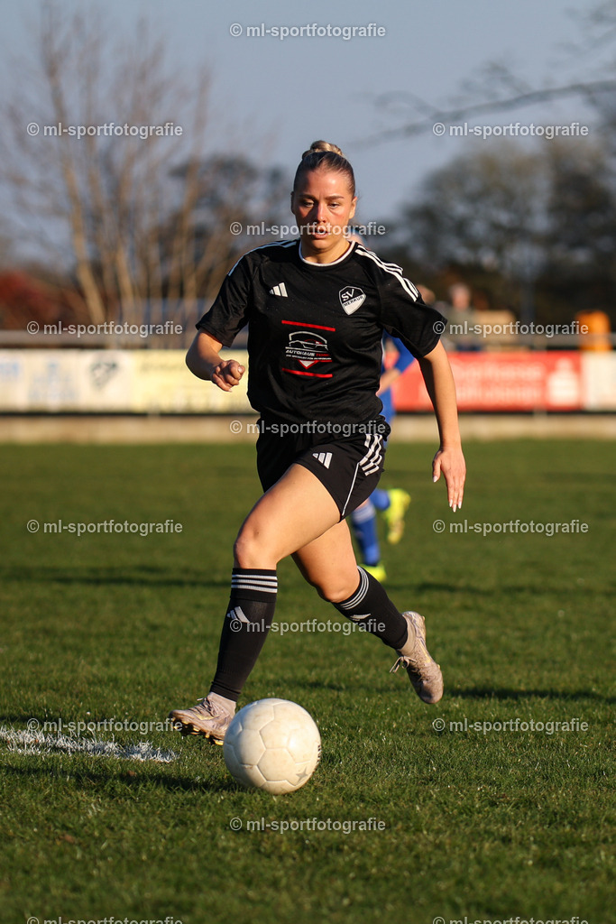 Fußball I Frauen I Saison 2025/2026 I Oberliga Schleswig-Holstein I 14. Spieltag I Merkur Hademarschen - SSC Hagen Ahrensburg | ml-sportfotografie - Realisiert mit Pictrs.com