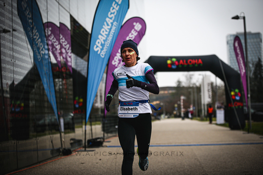 ..... | Linz, AUSTRIA,14. Dezember 25, ALOHA WINTERLAUF DEZEMBER 25 , Image shows: Photo: WAPICS / Andreas Willdoner