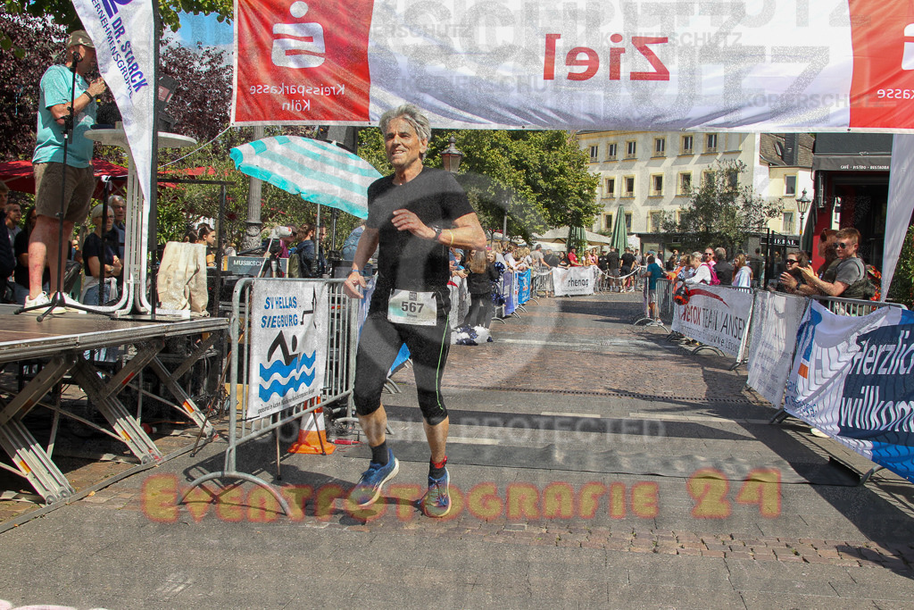 250824_1434_EV4_1937 | Sportfotografie im Rhein-Sieg Kreis, Köln, Bonn, NRW, Rheinland Pfalz, Hessen, etc. Unser Tätigkeitsfeld umfasst den Laufsport vom Volkslauf über den Marathon, Duathlon, Triathon bis zum Ultralauf wie Kölnpfad Ultra oder Schindertrail.