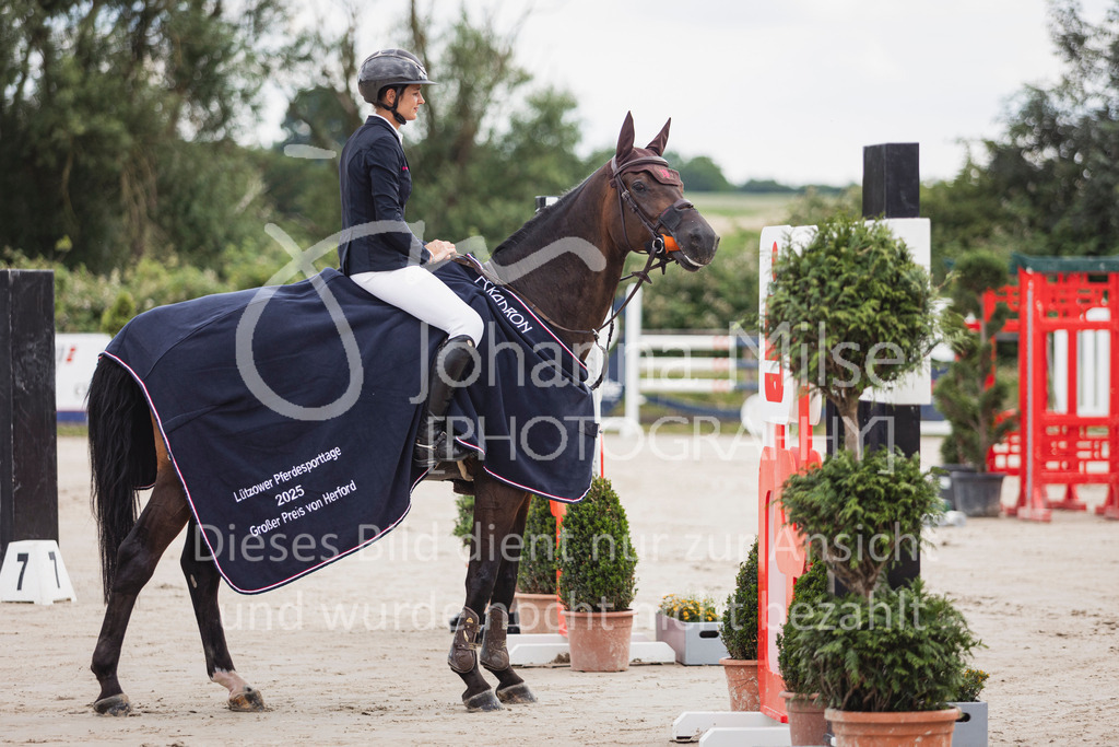 250628_PfSpTa_GP-689 | Deine schönsten Turniermomente als professionelle Fotos! Entdecke hochwertige Pferdesport-Fotografie im Online-Shop. Jetzt Fotos finden & bestellen!