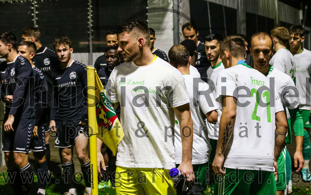 2023-11-03_001_FC_Schwaig_gegen_TuS_Holzkirchen | Oberding, Deutschland, 03.11.2023:
Fußball, Landesliga Südost 2023 / 2024, 19. Spieltag, FC Schwaig gegen TuS Holzkirchen, Endergebnis: 4:1

Torwart Lars Lewerenz (TuS Holzkirchen, #24)

Foto: Christian Riedel / fotografie-riedel.net