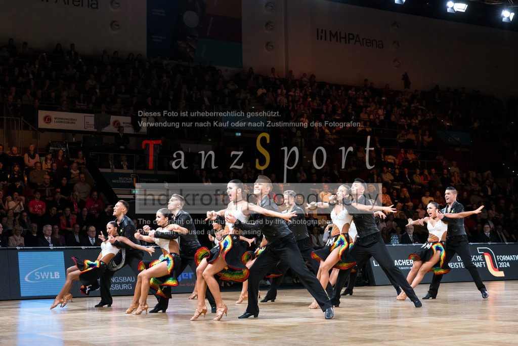 20241109_DM-Formationen_4211 | Tanzsportbilder, Standardtanz, Lateintanz, WDSF, DTV, LTVB, dancecomp, goc, hessen tanzt, blaues band der spree, walzer, tango, wiener walzer, slowfox, quickstepp, samba, rumba, cha-cha-cha, paso doble. jive, hd-kroft photography, turniertanzsport