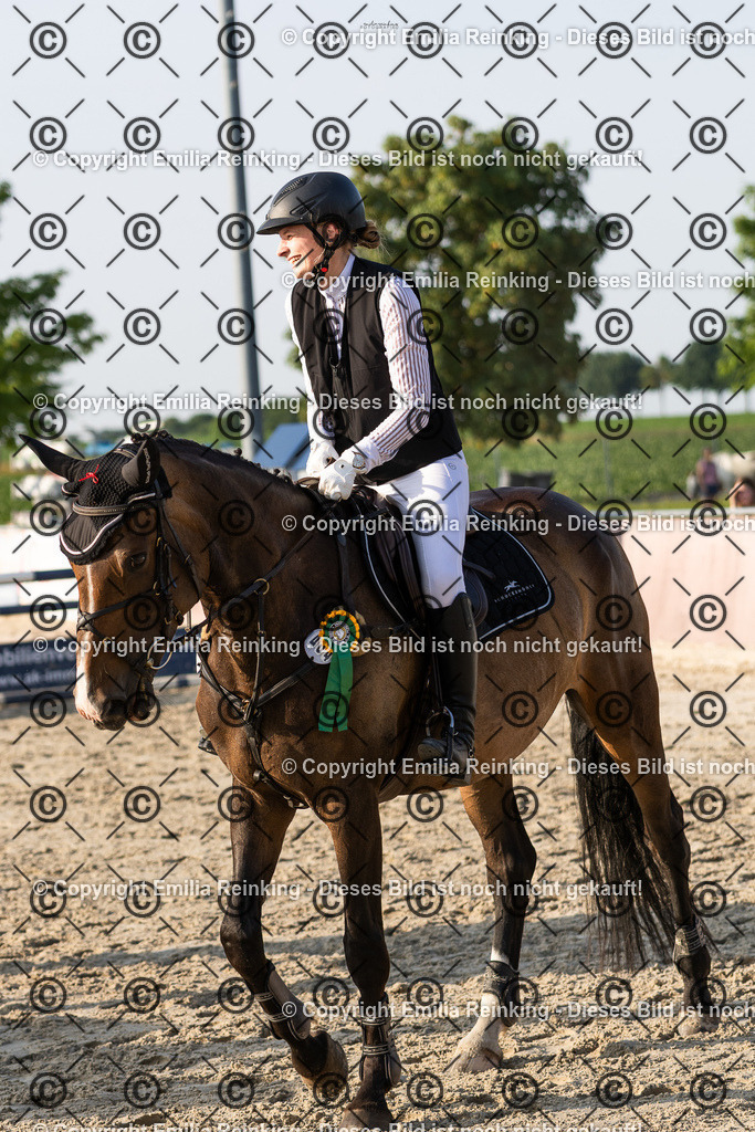 CL5A1541 | Emilia Reinking Fotografie - Realisiert mit Pictrs.com