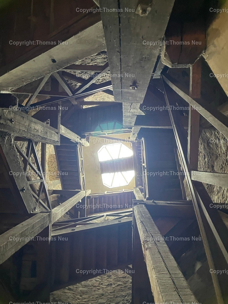 6AD31B0B-7ECA-4DB1-8460-5C8F26494ADE | Hochwertige Fotografien aus Bensheim, der hessischen Bergstraße und dem Odenwald. Stadtansichten, Landschaften und historische Motive von Fotograf Thomas Neu- als Datei und Print erhältlich