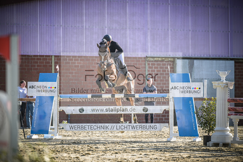 DOS_4021 | Entdecke hochwertige Reitturnierfotos von Foto Oger. Professionell, emotional und authentisch – jetzt Lieblingsmomente im Shop bestellen.Deutschlandweite Turnierfotografie. - Realisiert mit Pictrs.com