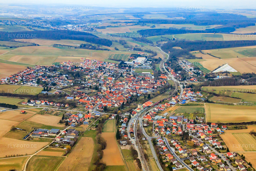 Luftbild: Ortsansicht von Süden in Ittlingen im Bundesland Baden-Württemberg in Deutschland. Foto: IMG_38208.jpg vom 12.03.2011 durch Werner Riehm/FLY-FOTO.deAuflösung des Originals: 4752 x 3168 px